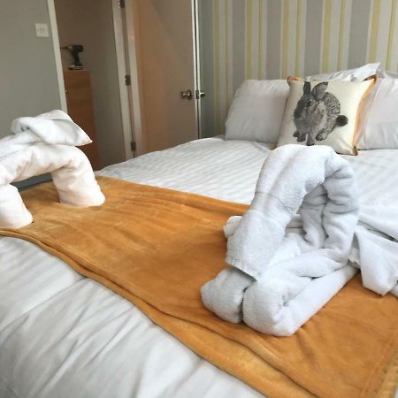 חלנדודנו Apartment 5, Cornerhouse Apartments מראה חיצוני תמונה