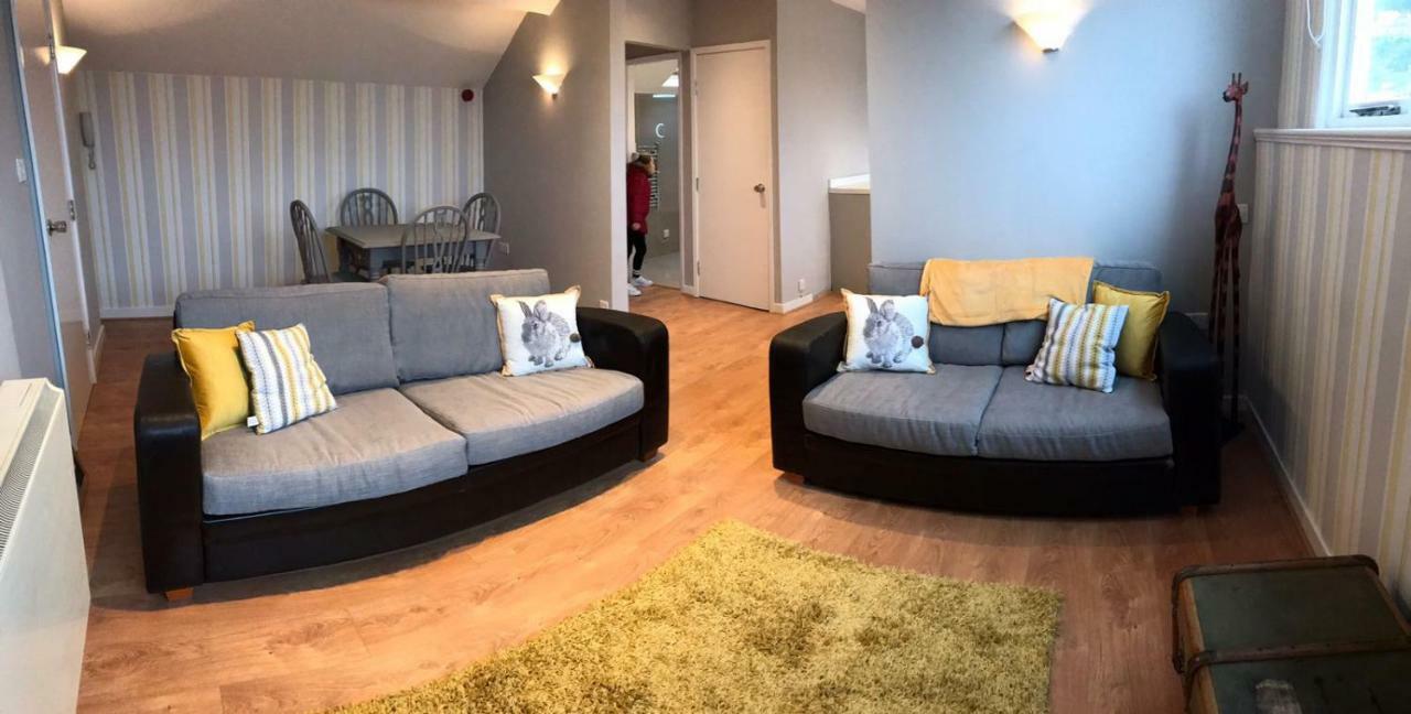 חלנדודנו Apartment 5, Cornerhouse Apartments מראה חיצוני תמונה
